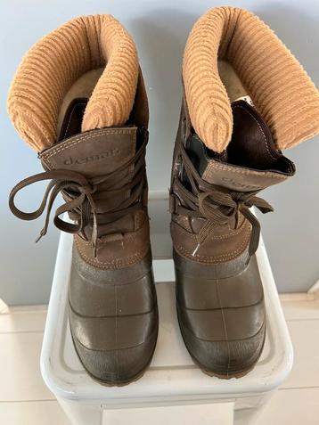 Snowboots  maat 41/42 beschikbaar voor biedingen