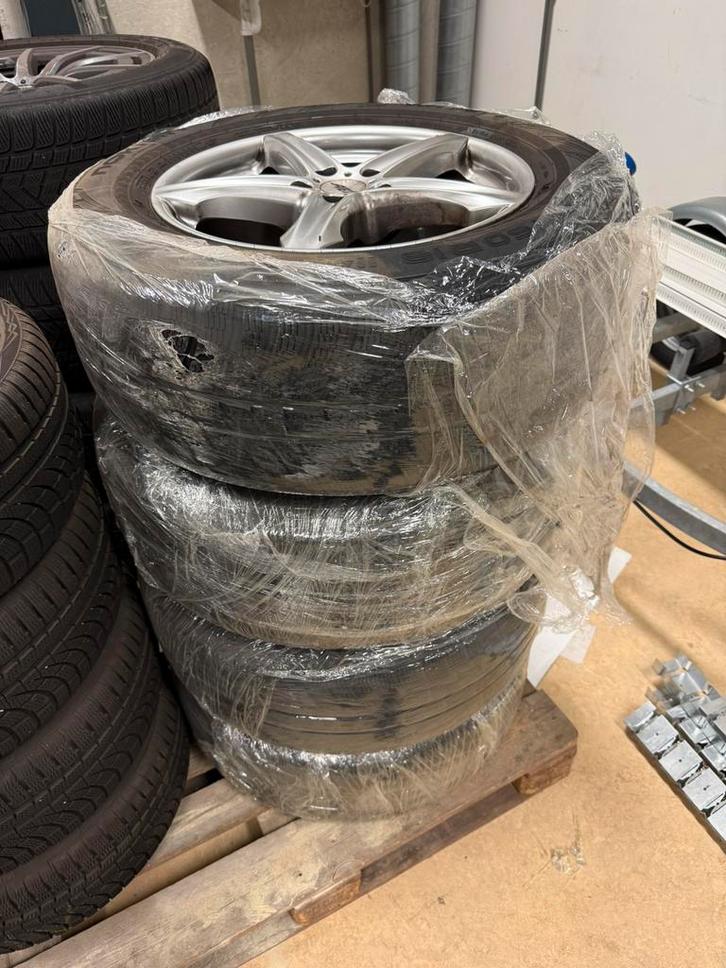 Set winterbanden lichtmetalen velgen Nokian WR SUV3, Auto-onderdelen, Banden en Velgen, Banden en Velgen, Winterbanden, 18 inch