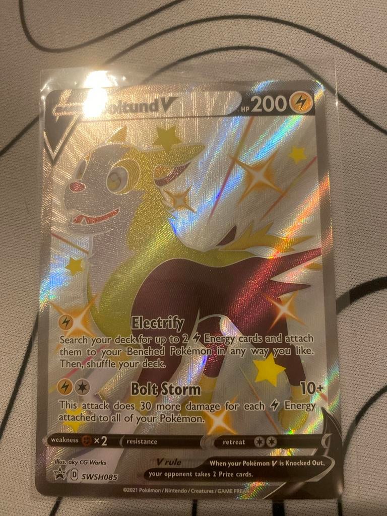 Voltund V - Shiny SWSH085, Ophalen, Zo goed als nieuw, Losse kaart, Foil