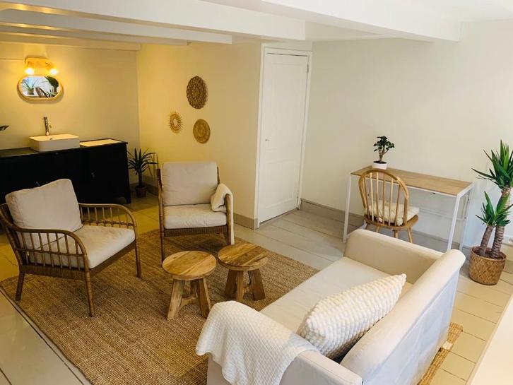 Praktijkruimte / Treatment space Amsterdam Centrum, Diensten en Vakmensen, Welzijn | Overige