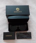 Versace zonnebril met doosje en toebehoren, Ophalen of Verzenden, Zo goed als nieuw, Zwart, Overige merken