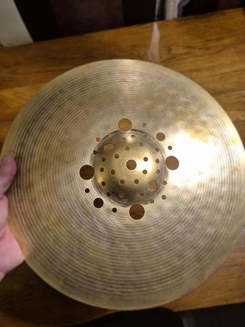 14 inch Vintage Bekken met Gaten - Hihat Top/Effect beschikbaar voor biedingen