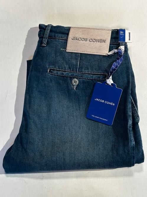 #1897. Chino/jeans van Jacob Cohen. Maat 31 model Bobby, Kleding | Heren, Spijkerbroeken en Jeans, Nieuw, W32 (confectie 46) of kleiner