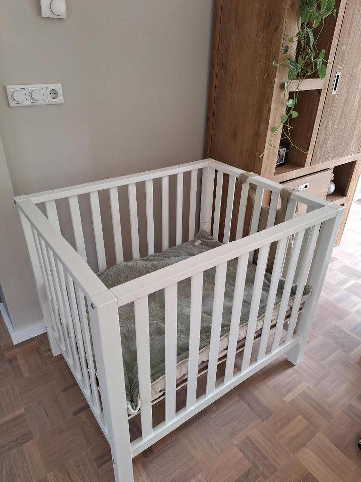 TWF Box timo (zonder lade) kind/baby. inc. boxkleed, Kinderen en Baby's, Boxen, Zo goed als nieuw, Rechthoekig, In hoogte verstelbaar