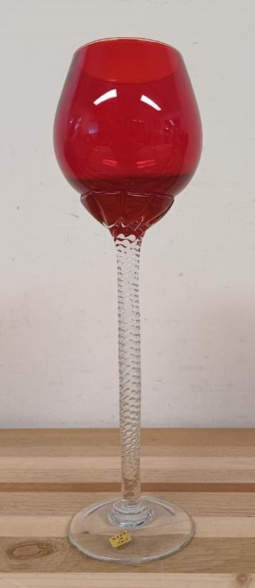 Italiaans glas beschikbaar voor biedingen