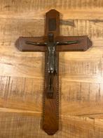 Antiek Kapelkruis met Bronzen Corpus Christi, Ophalen