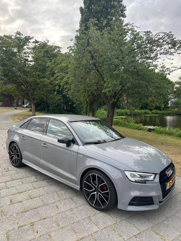 Audi A3 Limousine 2.0TDI 3xSline virtueel cockpit rs stoelen, Auto's, Audi, Particulier, A3, Diesel, F, Sedan, Automaat, Geïmporteerd