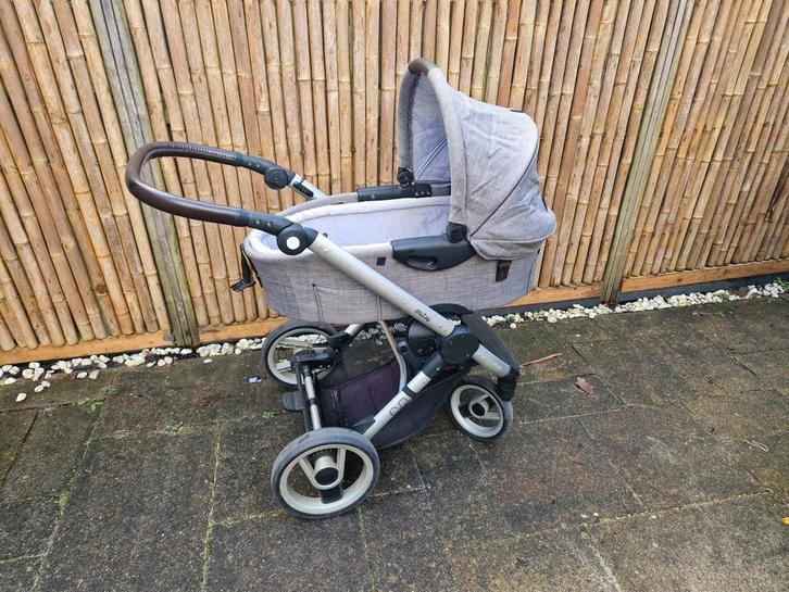 Mutsy Evo Farmer Kinderwagen, Kinderen en Baby's, Kinderwagens en Combinaties, Gebruikt, Kinderwagen, Mutsy, Met reiswieg, Verstelbare duwstang