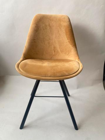 Set van 4 velours okergele eetkamerstoelen beschikbaar voor biedingen