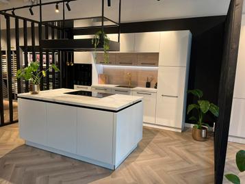 Nolte keuken met eiland nieuw beschikbaar voor biedingen