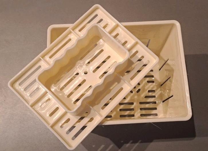 Eenvoudige tofu pers, Huis en Inrichting, Keuken | Keukenbenodigdheden, Zo goed als nieuw, Ophalen of Verzenden