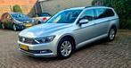 Volkswagen Passat 1.6 TDI 88KW BMT Variant 2015 Grijs, Auto's, Stof, Euro 6, 4 cilinders, Adaptive Cruise Control