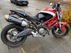Ducati Monster 696 + (ABS), 2 cilinders, Particulier, ABS, Naked bike