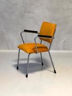 Gispen eetkamerstoel vintage armstoel eettafelstoel geel, Gebruikt, Overige kleuren, NL, Overige materialen