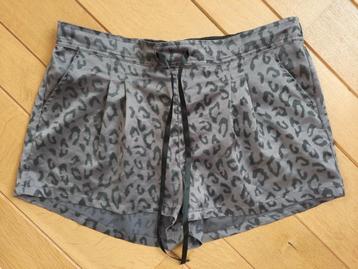 HEMA korte broek bruin zwarte dierenprint maat M - nieuw - beschikbaar voor biedingen