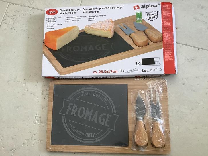 NIEUW! Bamboe en leisteen Kaasplank set met mesje en vork, Huis en Inrichting, Keuken | Keukenbenodigdheden, Nieuw, Ophalen of Verzenden