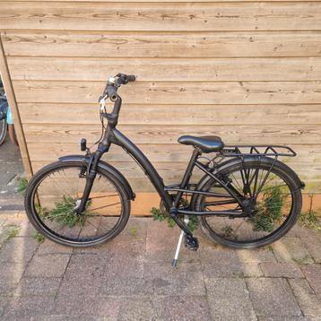 Meisjesfiets 24 inch (opknapper) beschikbaar voor biedingen