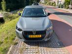 Peugeot 208 1.2 Puretech 75pk 2024 Grijs, Auto's, Voorwielaandrijving, 74 pk, Origineel Nederlands, Bedrijf