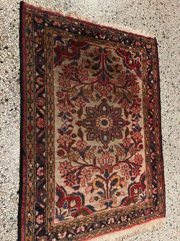 Vloerkleed 90cm x 65cm te koop aangeboden beschikbaar voor biedingen