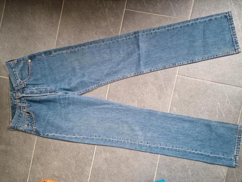 Levi's 501 vintage jeans w27 l34 Made in UK., Kleding | Dames, Spijkerbroeken en Jeans, Zo goed als nieuw, W27 (confectie 34) of kleiner