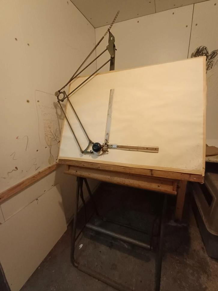 Nestler Tekentafel - €100-, Student Model, Doe-het-zelf en Verbouw, Tekentafels, Gebruikt, Minder dan 130 cm, Verlichting, Ophalen