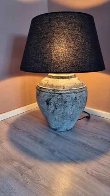 *NIEUW*LAMP VAN LIGHT & LIVING

- 90,- EURO = VASTE PRIJS beschikbaar voor biedingen