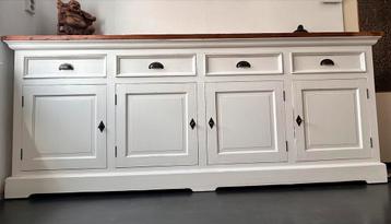 Mooi zwaar mahoniehouten dressoir. beschikbaar voor biedingen