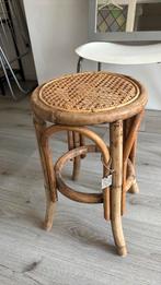 Bijzettafel / krukje riet rotan, Ophalen, Hout