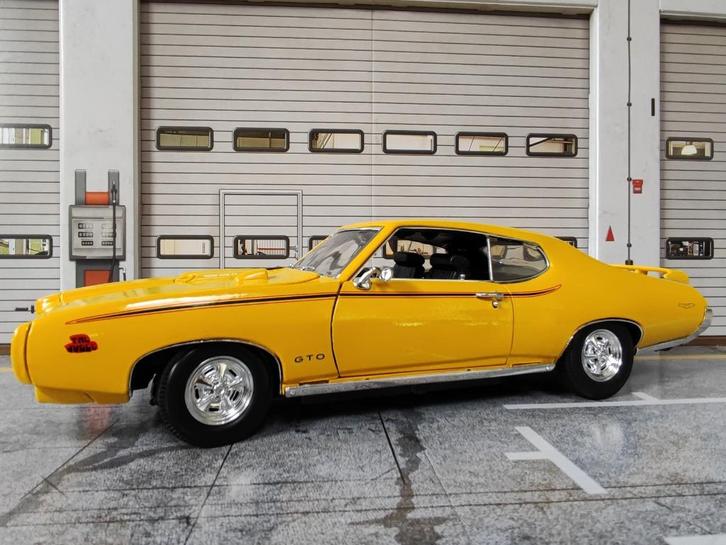 Pontiac GTO Judge Yellow MotormaxTimeless Ledgends 1:18, Hobby en Vrije tijd, Modelauto's | 1:18, Zo goed als nieuw, Auto, Overige merken