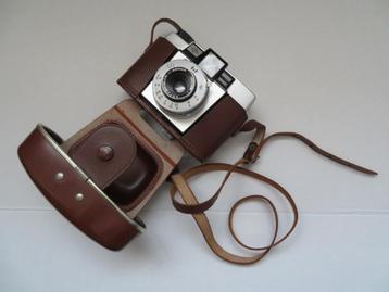 vintage fotocamera Agfa Isoly + draagtas + flitser + lampjes beschikbaar voor biedingen