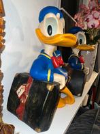 Vintage Donald Duck Beeld met Koffer - Disney Decoratie 80’s, Verzamelen, Disney, Ophalen of Verzenden, Donald Duck, Gebruikt