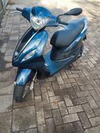 PIAGGIO NEW FLY, Fietsen en Brommers, Scooters | Piaggio, Maximaal 45 km/u, Ophalen of Verzenden, Zo goed als nieuw, Fly