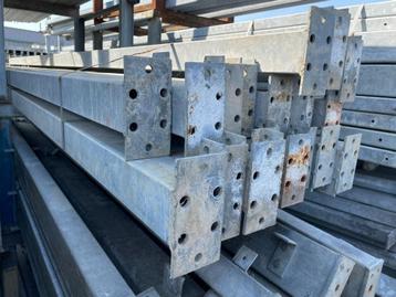 Kokerprofielen 70x70x2mm | Lengte: 4195 mm, incl. voetplaten beschikbaar voor biedingen