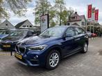 Bmw X1 SDRIVE18i AUTOMAAT 136PK / HEAD-UP / NAVI / TREKHAAK, Auto's, BMW, Te koop, Geïmporteerd, 5 stoelen, Benzine