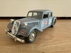 Bburago 1:24 Citroën Traction Avant 15CV Rallye Monte Carlo, Ophalen of Verzenden, Zo goed als nieuw, Bburago