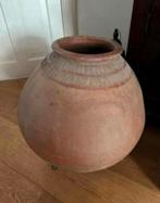 Xl terracotta pot uit indonesië, antiek model op standaard, Ophalen