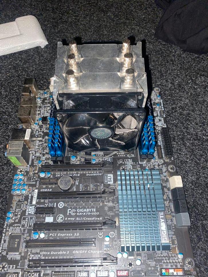 Gigabyte Moederbord, i7 3820, 16GB DDR3, 500W Voeding, Computers en Software, Moederborden, Gebruikt, Intel, DDR3, Ophalen