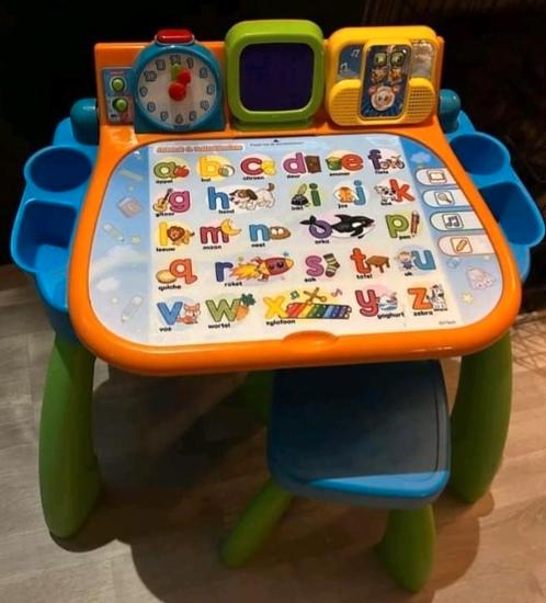 VTECH 3 in 1 speeltafel., Kinderen en Baby's, Speelgoed | Speeltafels, Zo goed als nieuw, Ophalen of Verzenden