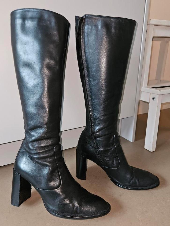 Zwarte leren laarzen - mt 40, Kleding | Dames, Schoenen, Gedragen, Hoge laarzen, Zwart, Ophalen of Verzenden