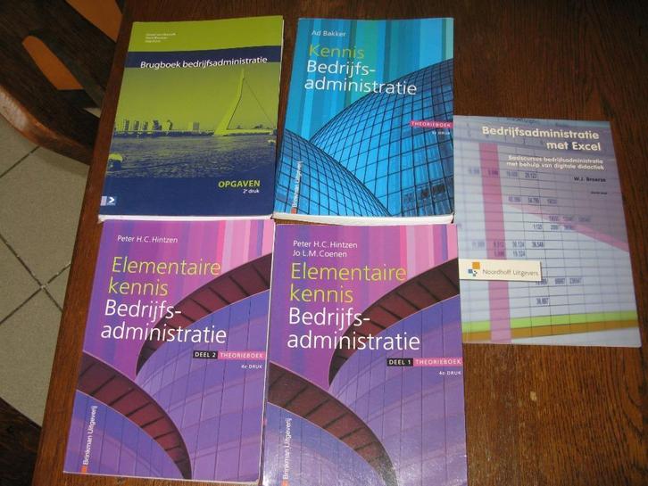 studie boeken Administratie /Management/Economie/Engels, Boeken, Studieboeken en Cursussen, Zo goed als nieuw, HBO, Beta, Ophalen