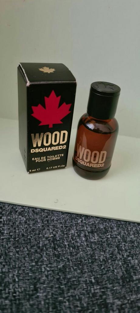 Dsquared2 wood eau de toilette pour homme miniatuur 5ml, Sieraden, Tassen en Uiterlijk, Uiterlijk | Parfum, Nieuw, Ophalen of Verzenden