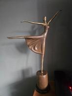 Mooi beeld brons (ballerina), Ophalen