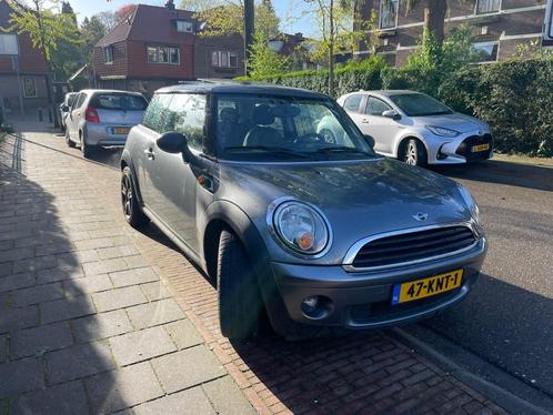 Mini Mini (r56) 1.4 95pk 2010 Grijs, Auto's, Mini, Bedrijf, Te koop, One, ABS, Airbags, Bluetooth, Boordcomputer, Centrale vergrendeling