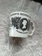 Mason’s royal silver jubilee mug 1952/1977 uit Engeland, Verzamelen, Gebruikt, Ophalen of Verzenden, Buitenland, Servies