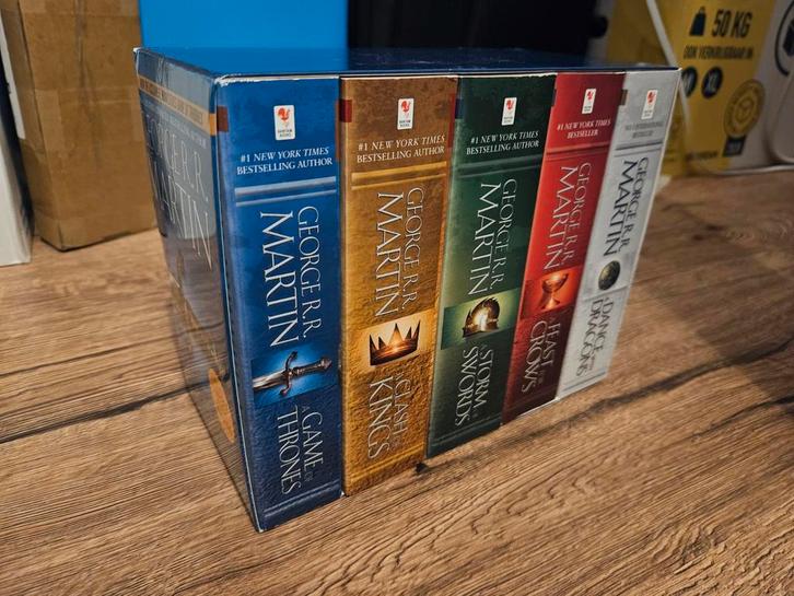 A Song of Ice and Fire - Game of Thrones Boeken Set, Boeken, Fantasy, Zo goed als nieuw, Ophalen of Verzenden