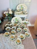 Royal Doulton The Kirkwood antiek servies izgst porselein, Ophalen