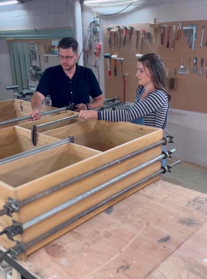 Meubelmaker | Ambachtelijk maatwerk & renovatie, Doe-het-zelf en Verbouw, Hout en Planken, Nieuw, Plank, Eiken, Minder dan 200 cm