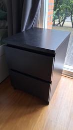 Bedside table with two drawers - Den Haag central, Zo goed als nieuw, Hout, Ophalen