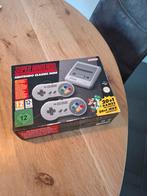 Nintendo mini snes, Spelcomputers en Games, Spelcomputers | Nintendo Super NES, Ophalen of Verzenden, Zo goed als nieuw, Met 2 controllers