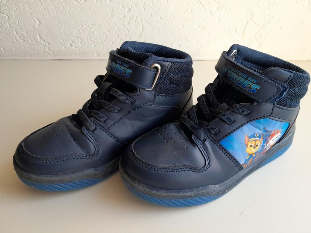 Paw Patrol Sneakers met Lichtjes - Maat 29, Gebruikt, Jongen of Meisje, Schoenen, Ophalen of Verzenden